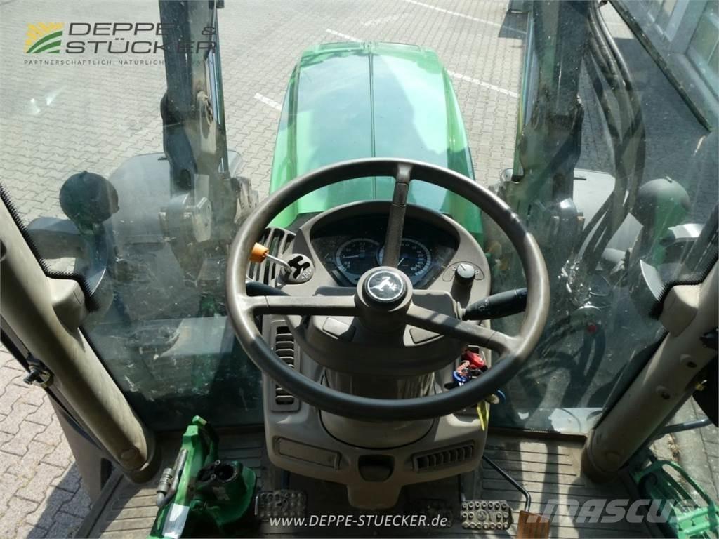 John Deere 6150R Traktory