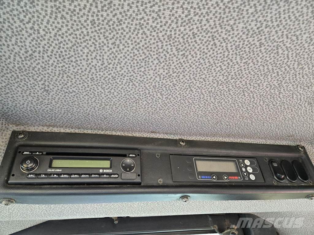 Komatsu WA200PZ-6 Kolové nakladače