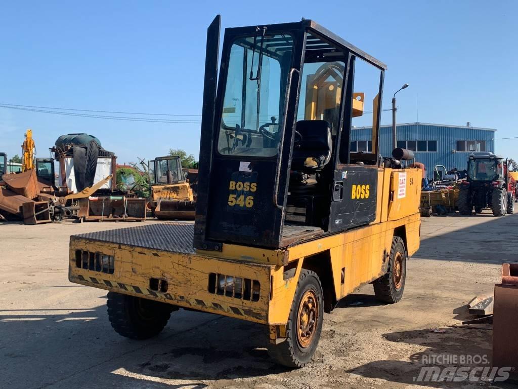Boss LB546 Vysokozdvižný vozík s bočním ložením