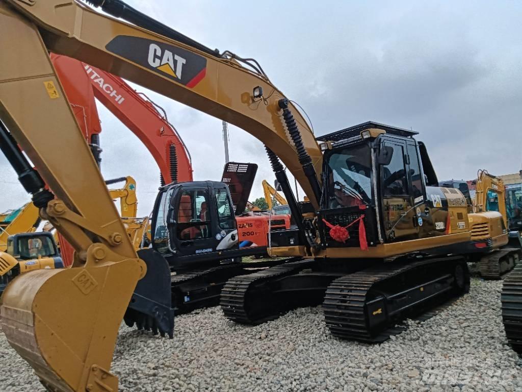 CAT 320D2 Midi rýpadla 7t - 12t