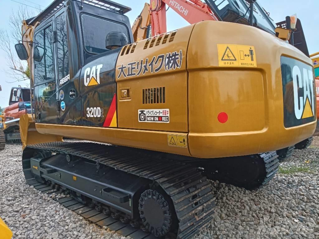 CAT 320D2 Midi rýpadla 7t - 12t