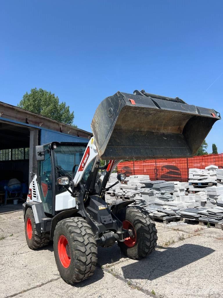 Bobcat L 85 Kolové nakladače