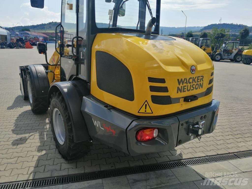 Wacker Neuson WL44 Kolové nakladače