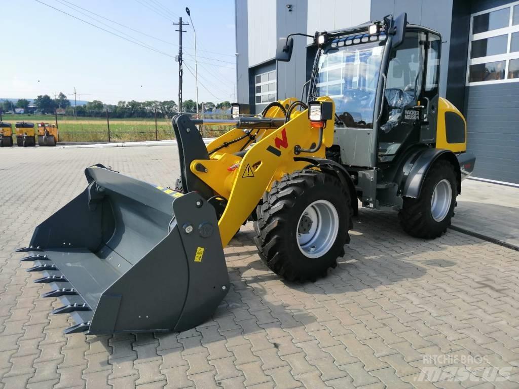 Wacker Neuson WL44 Kolové nakladače