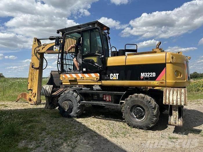 CAT M322D VAH Speciální bagry