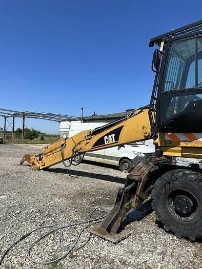 CAT M322D VAH Speciální bagry