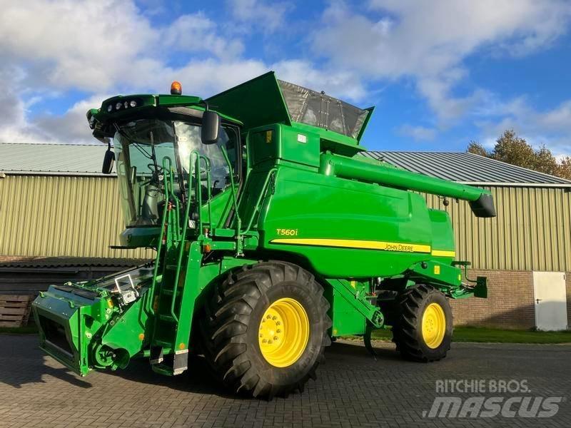 John Deere T 560 i Sklízecí mlátičky