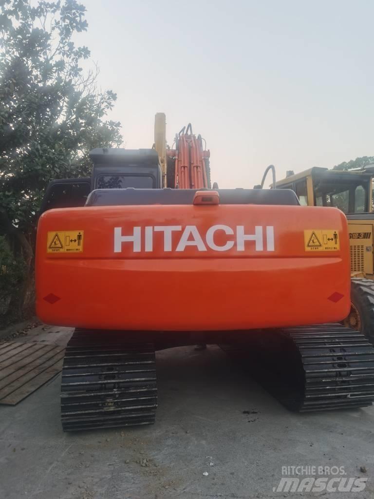 Hitachi ZX 200 Pásová rýpadla