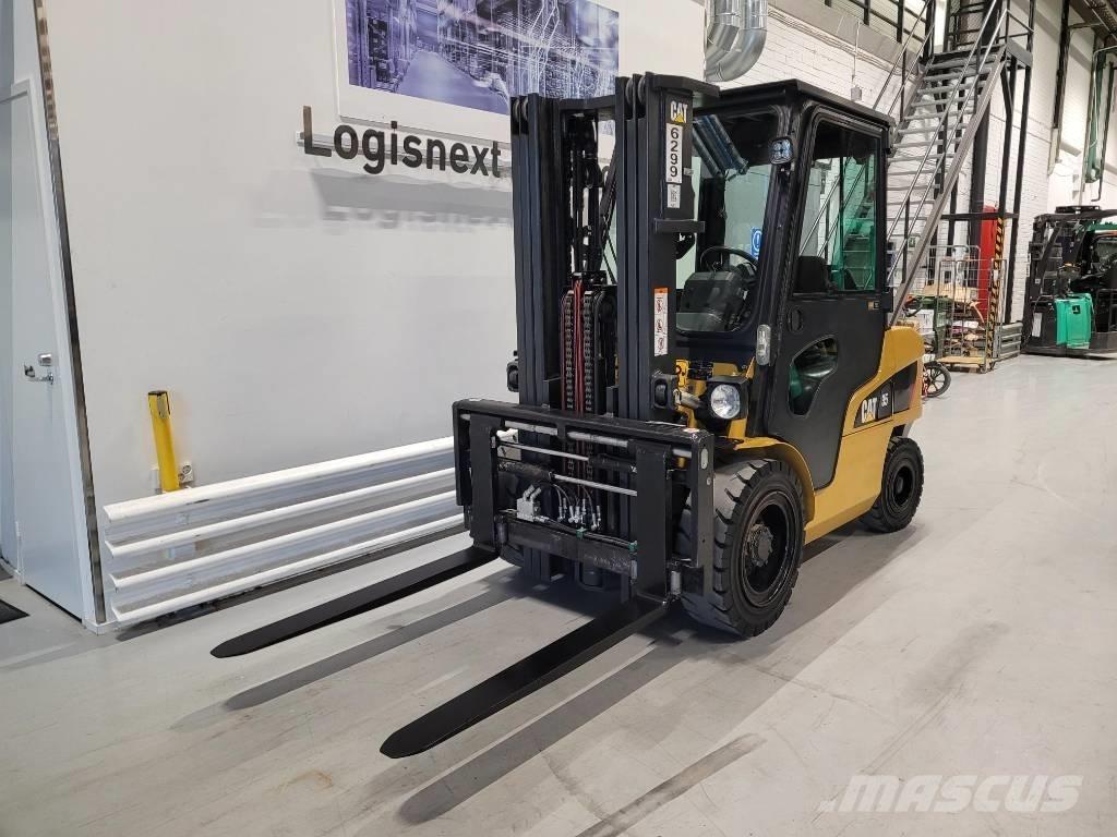 CAT DP 35 N Dieselové vozíky