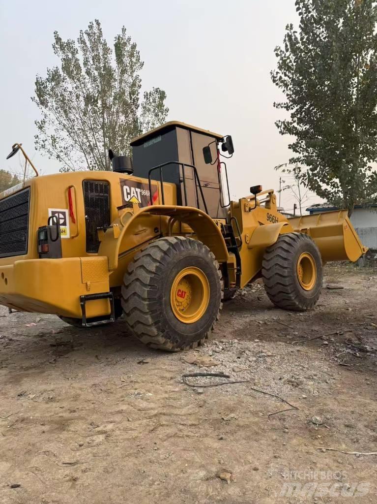 CAT 966 H Kolové nakladače