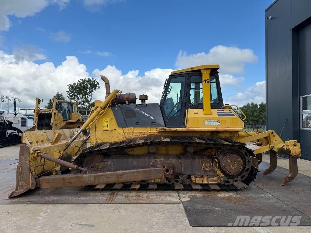 Komatsu D 65 PX-12 Pásové dozery
