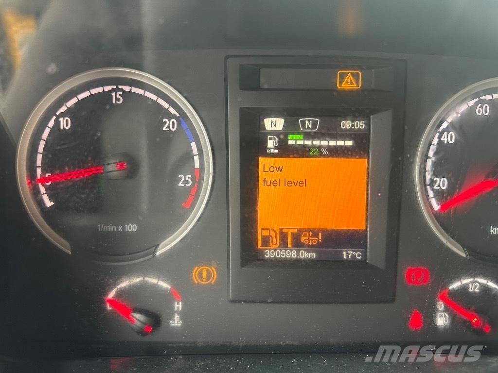 Scania P370 6x2*4 Hákový nosič kontejnerů