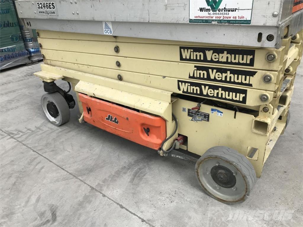 JLG 3246ES (1240) Nůžková zvedací plošina