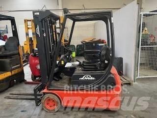 Linde E 14-02 Akumulátorové vozíky