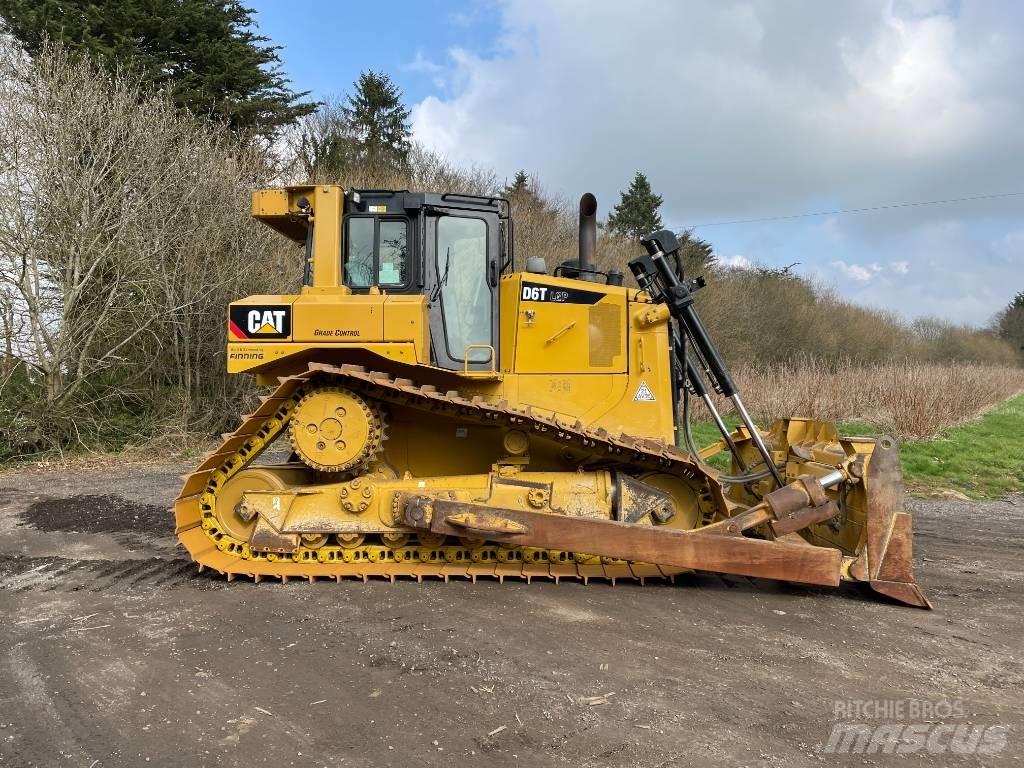 CAT D 6 T LGP EPA Pásové dozery