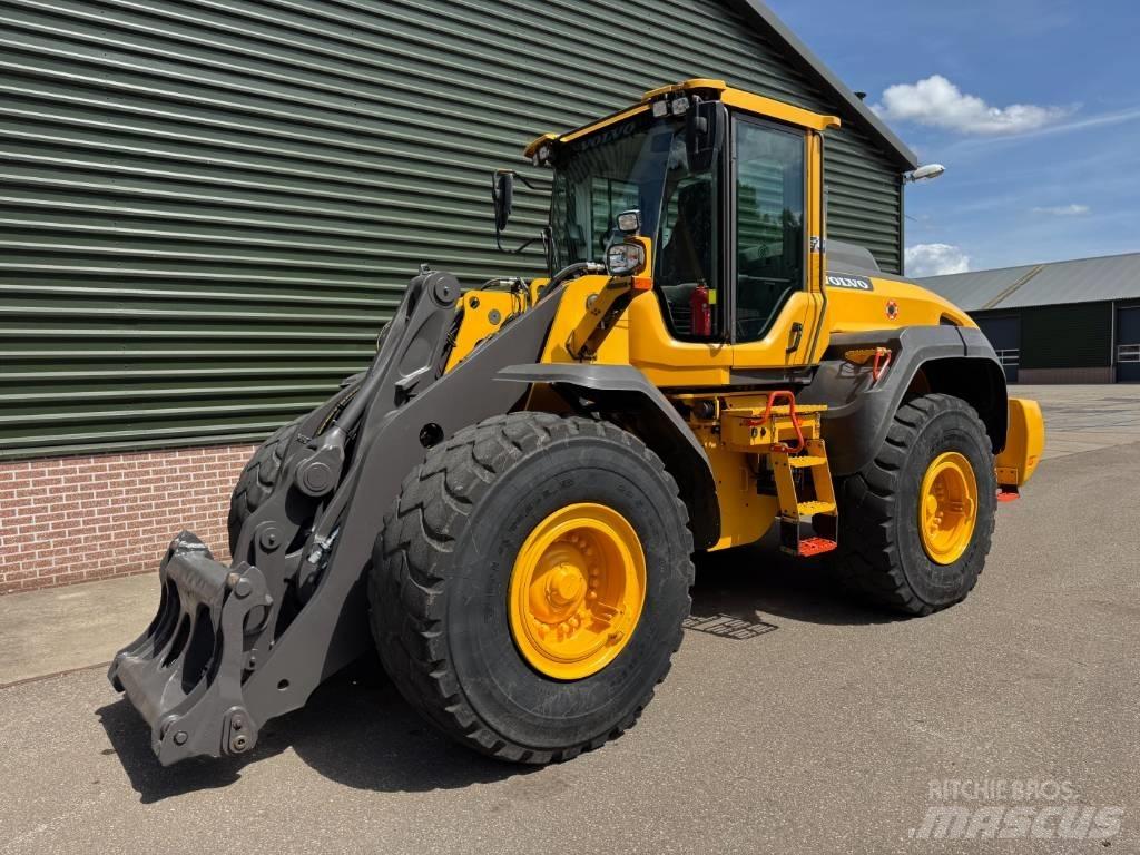 Volvo L 120 H Kolové nakladače