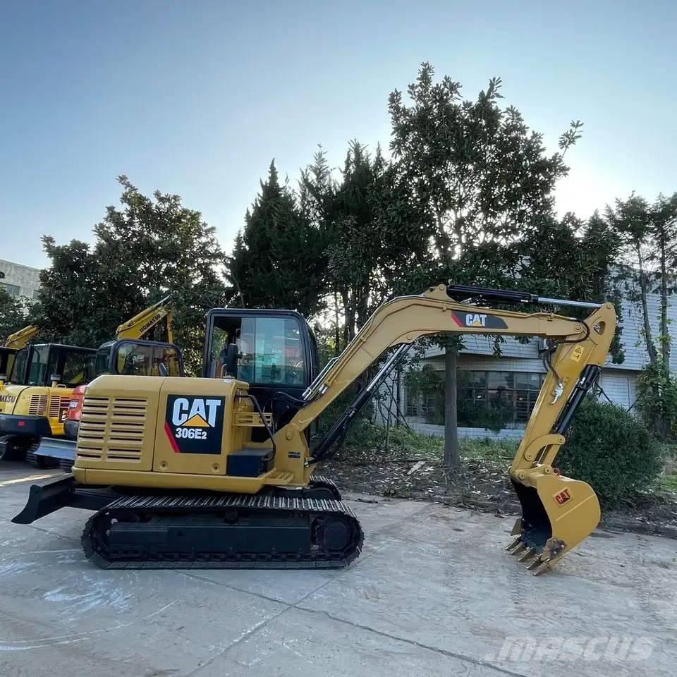 CAT 306E2 Mini rýpadla < 7t