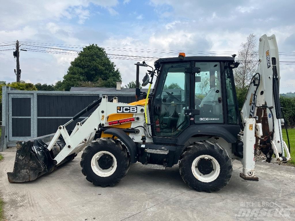 JCB 3CX Rýpadlo-nakladače