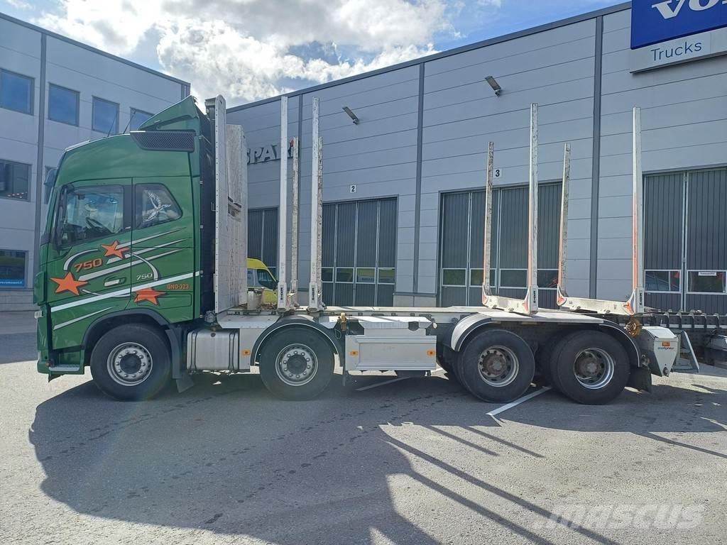 Volvo FH Vozy na přepravu kmenů