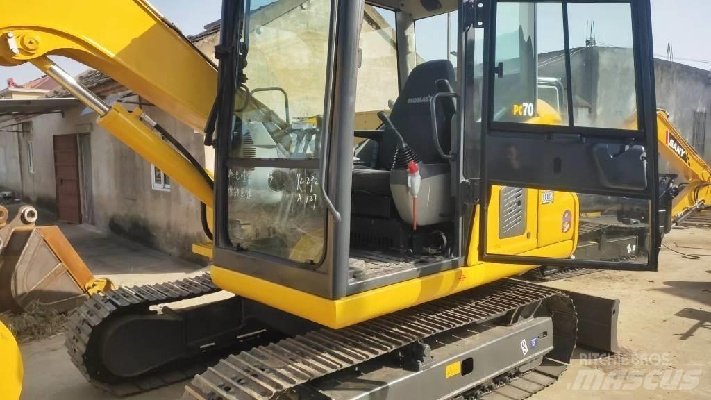 Komatsu PC 70 Pásová rýpadla