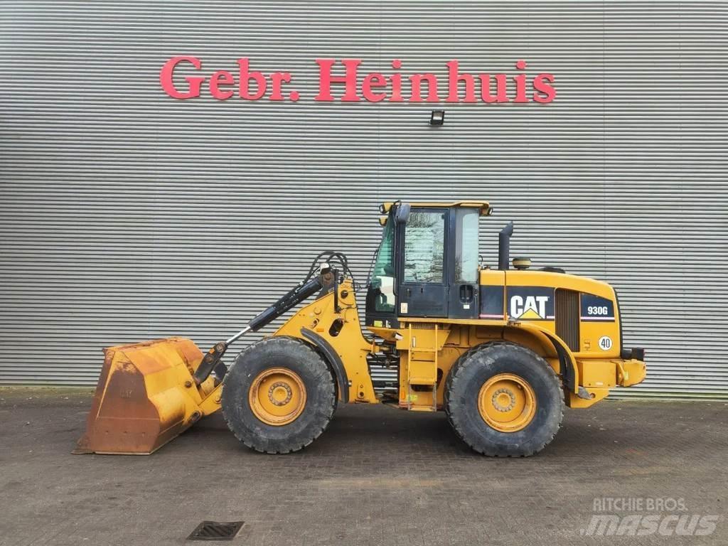 CAT 930G Kolové nakladače