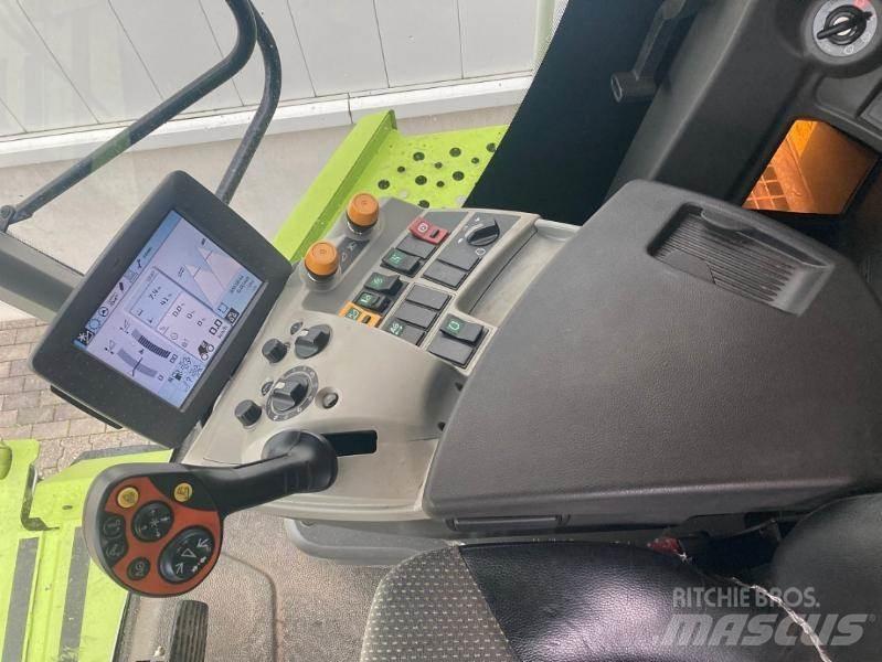 CLAAS LEXION 750 Sklízecí mlátičky