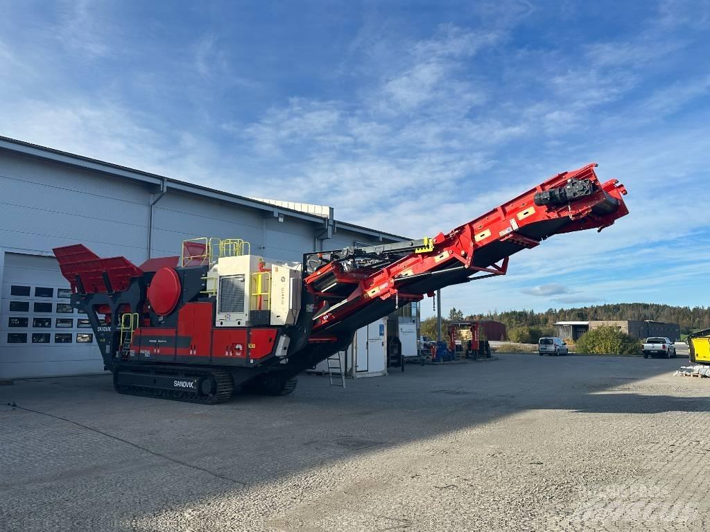 Sandvik UJ443e Mobilní drtiče
