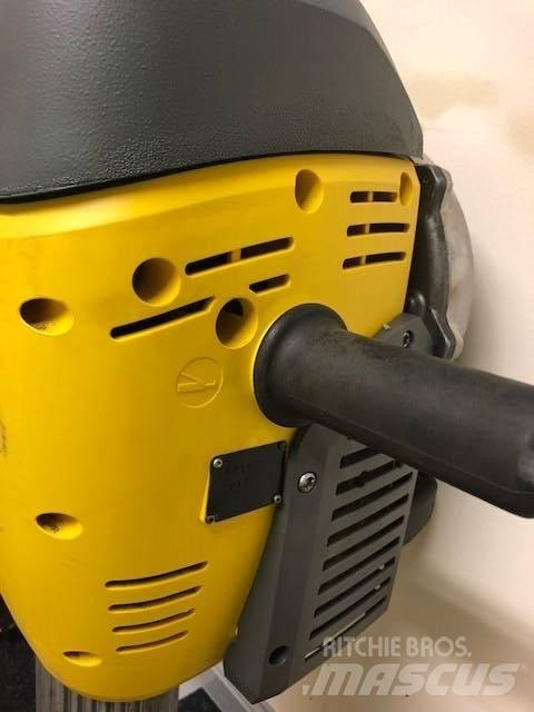 Wacker Neuson BH55rw Bourací kladiva / Sbíječky