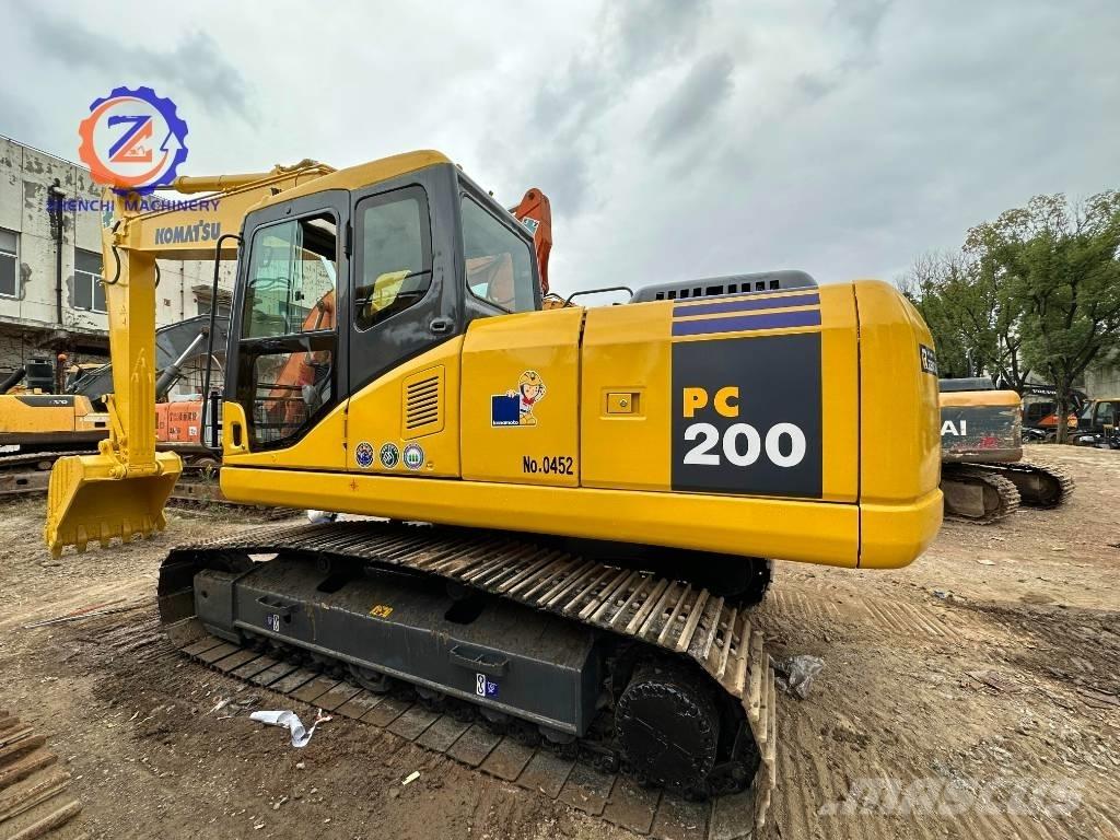 Komatsu PC 200-7 Pásová rýpadla