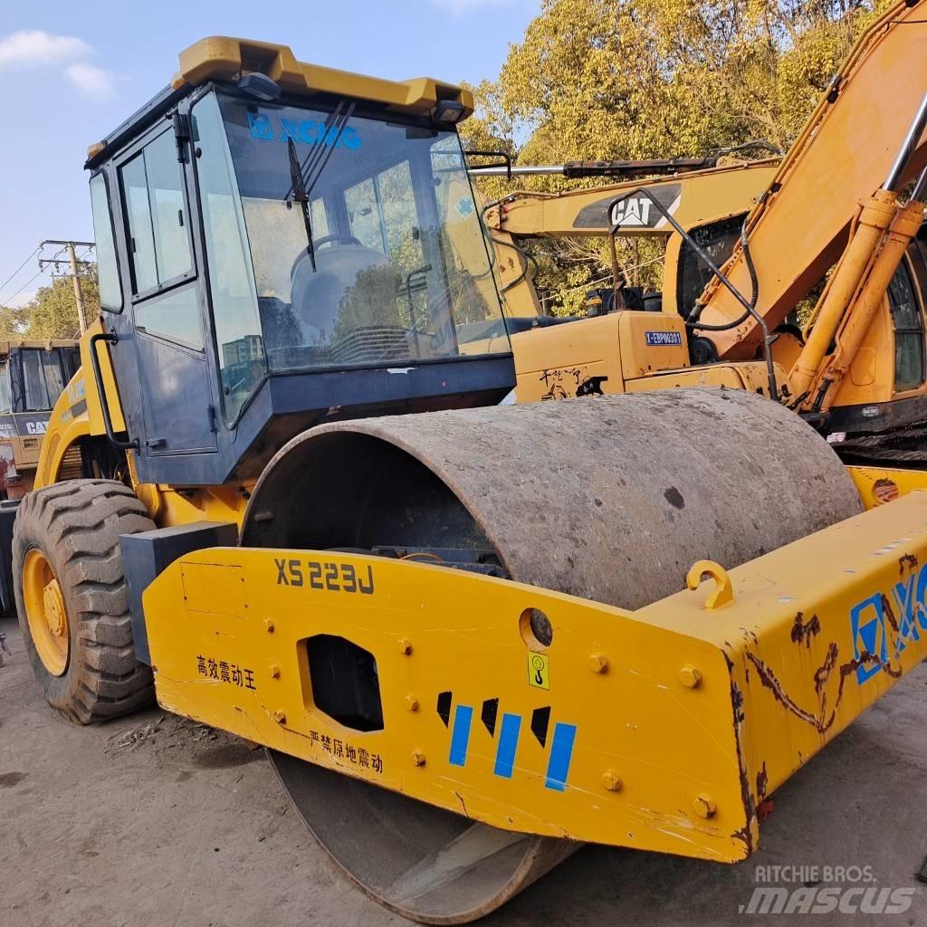 XCMG XS 143 J Tahačové válce