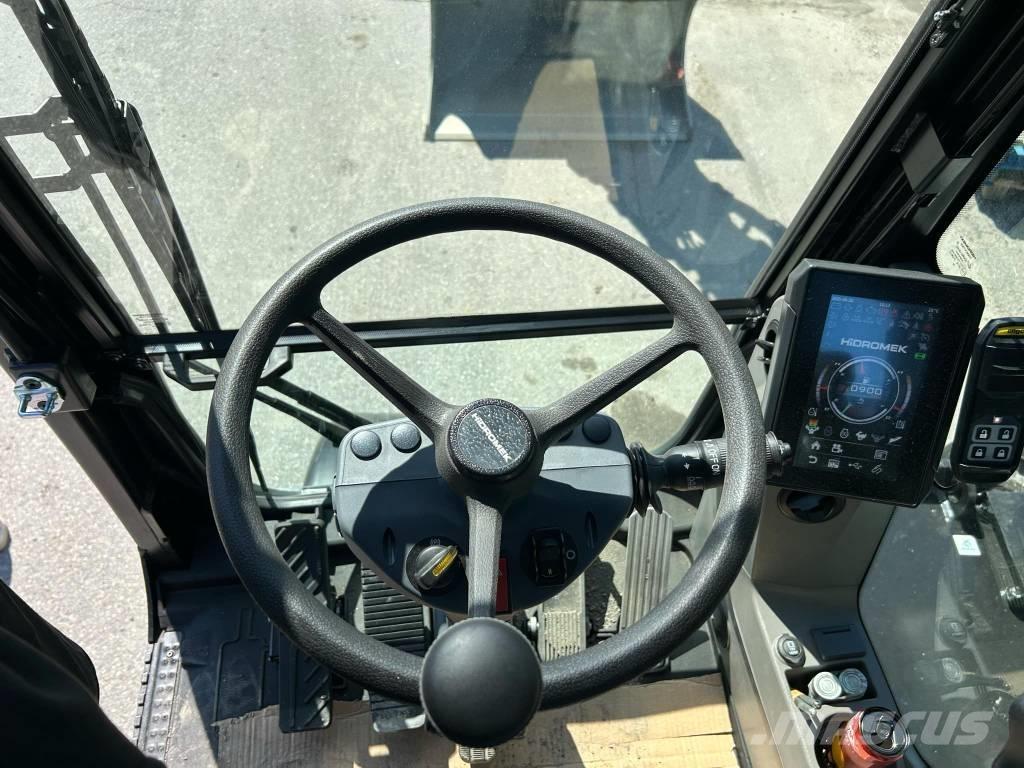 Hidromek HMK 150 WR Kolová rýpadla