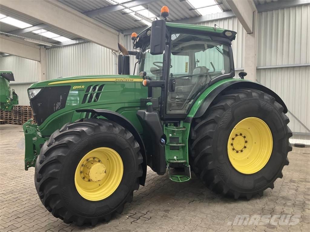 John Deere 6195R Traktory