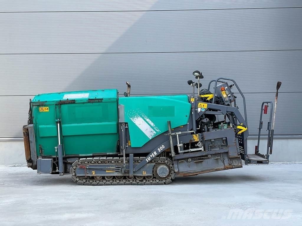 Vögele SUPER 800 Finišery