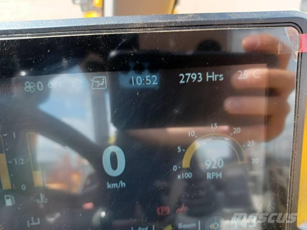 JCB 538-60 Agri Teleskopické kolové nakladače