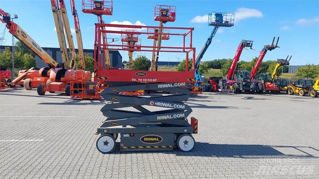 SkyJack SJIII3220 Nůžková zvedací plošina