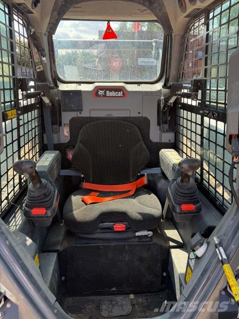 Bobcat T 76 Pásové nakladače