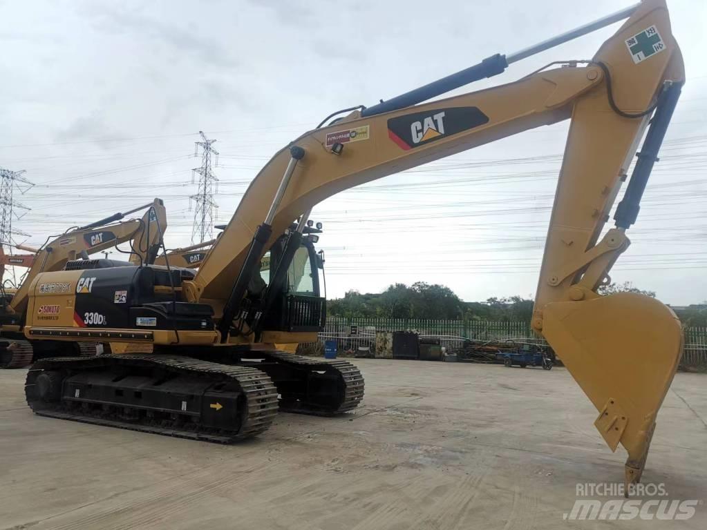 CAT 330 D Pásová rýpadla