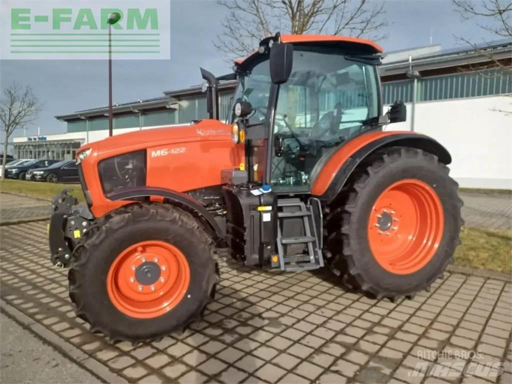 Kubota m6-122 Traktory