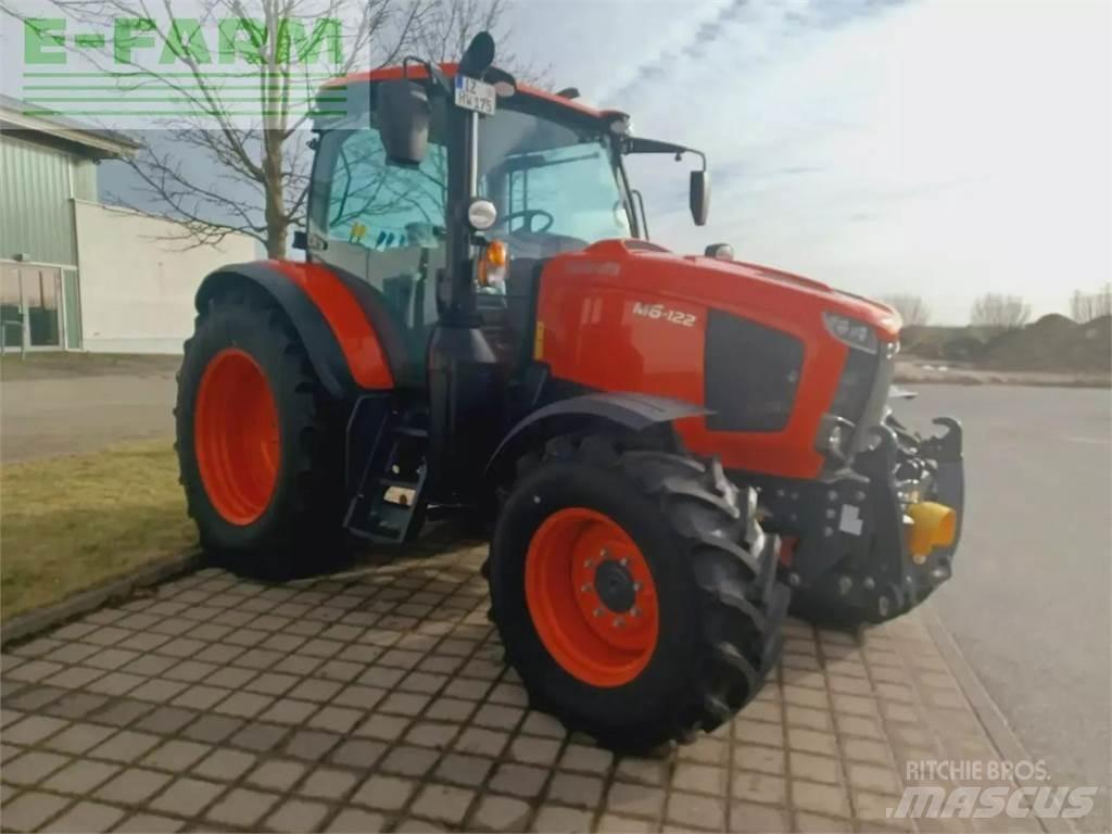 Kubota m6-122 Traktory