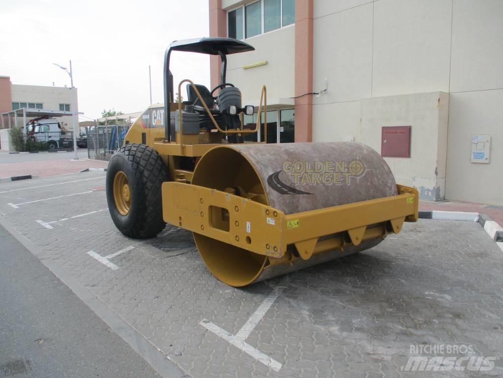 CAT CS 533 E Roller Tahačové válce
