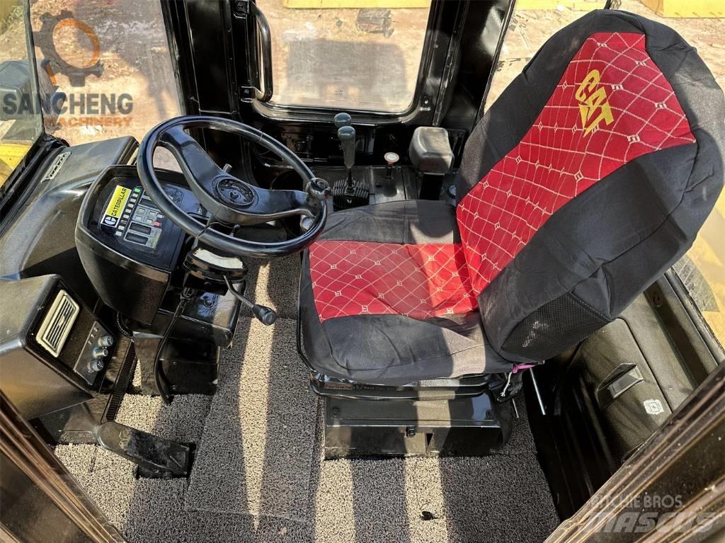 CAT 966 G Kolové nakladače