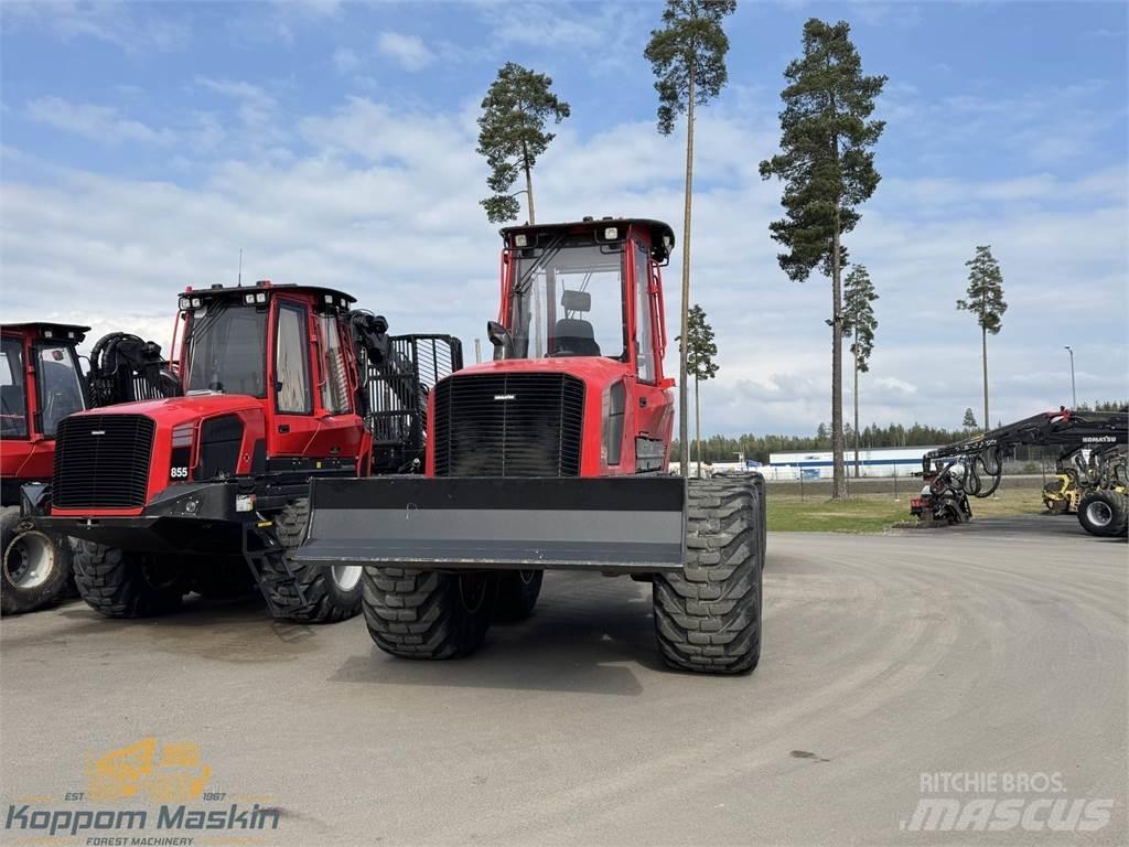 Komatsu 895 Vyvážecí traktory