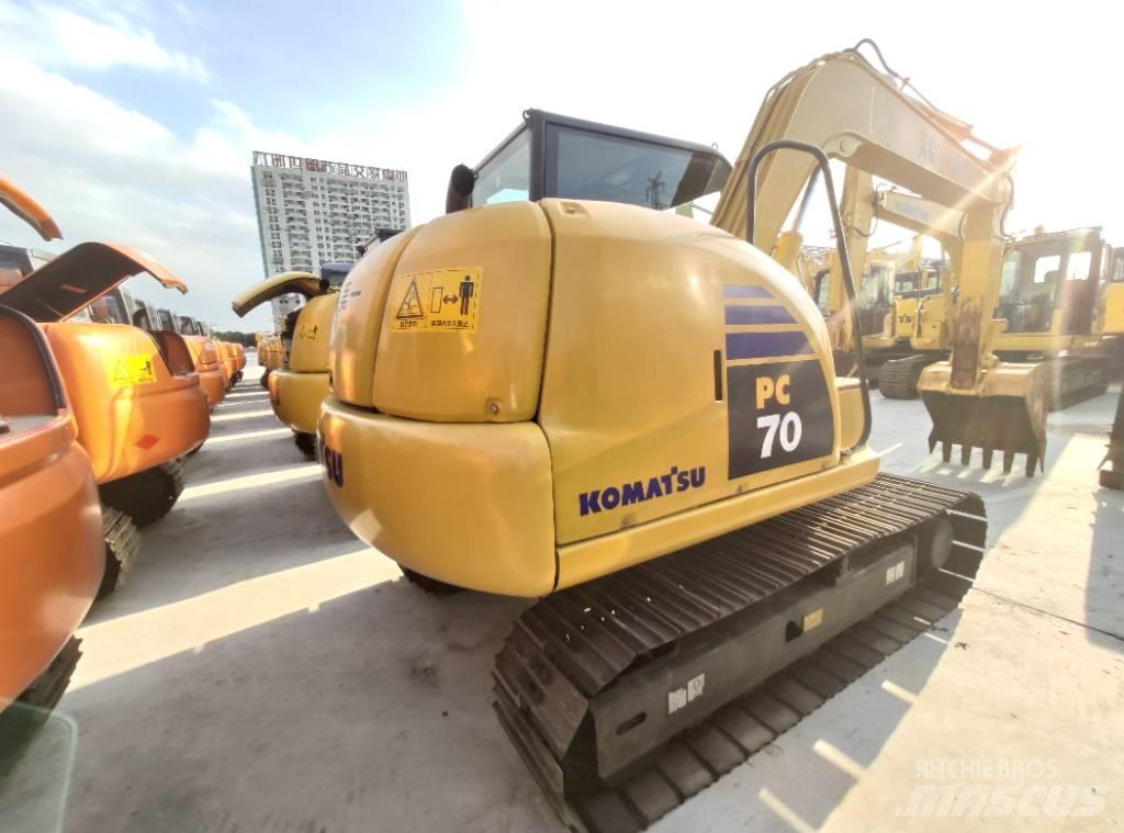 Komatsu PC 70-8 Pásová rýpadla
