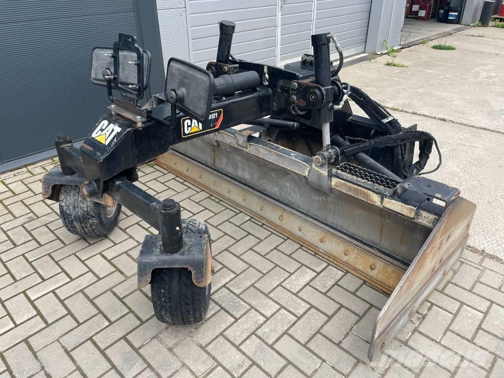 CAT BB121 Radlice