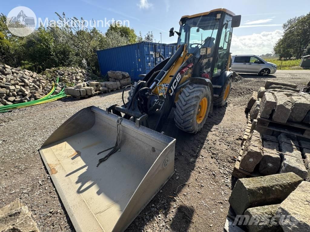 JCB 409 Kolové nakladače