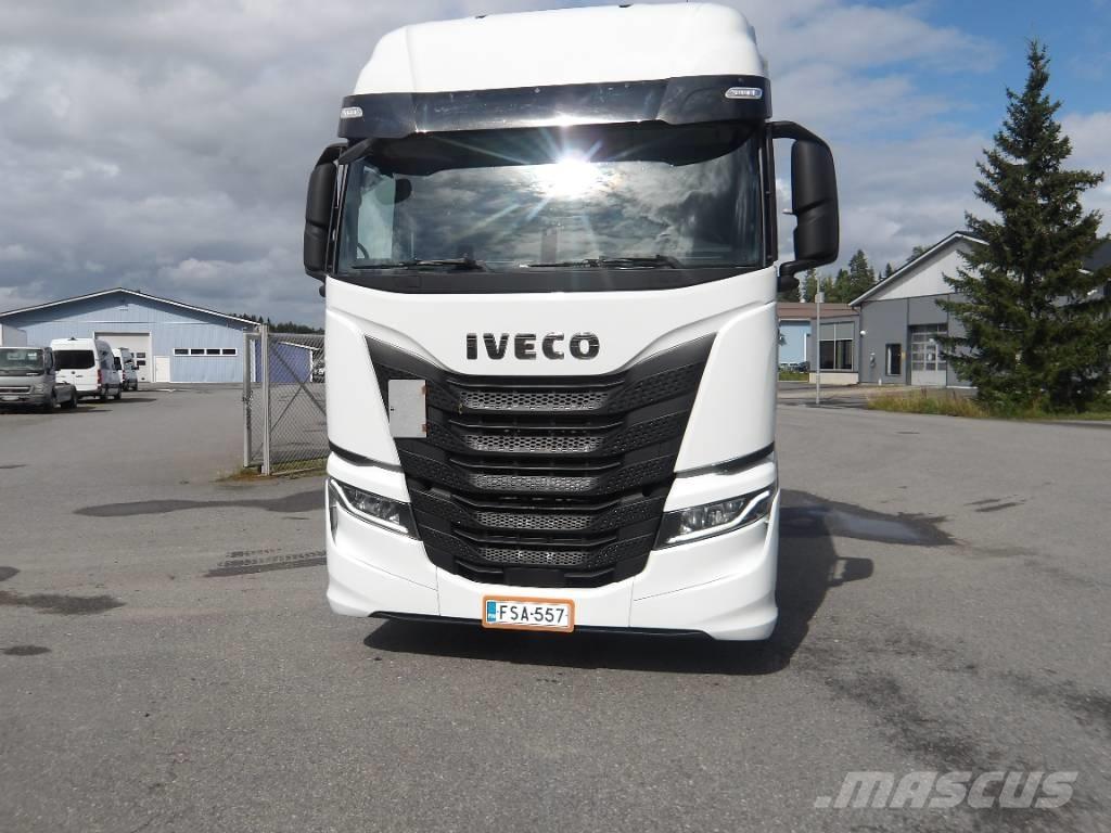 Iveco AS 440 ST Tahače