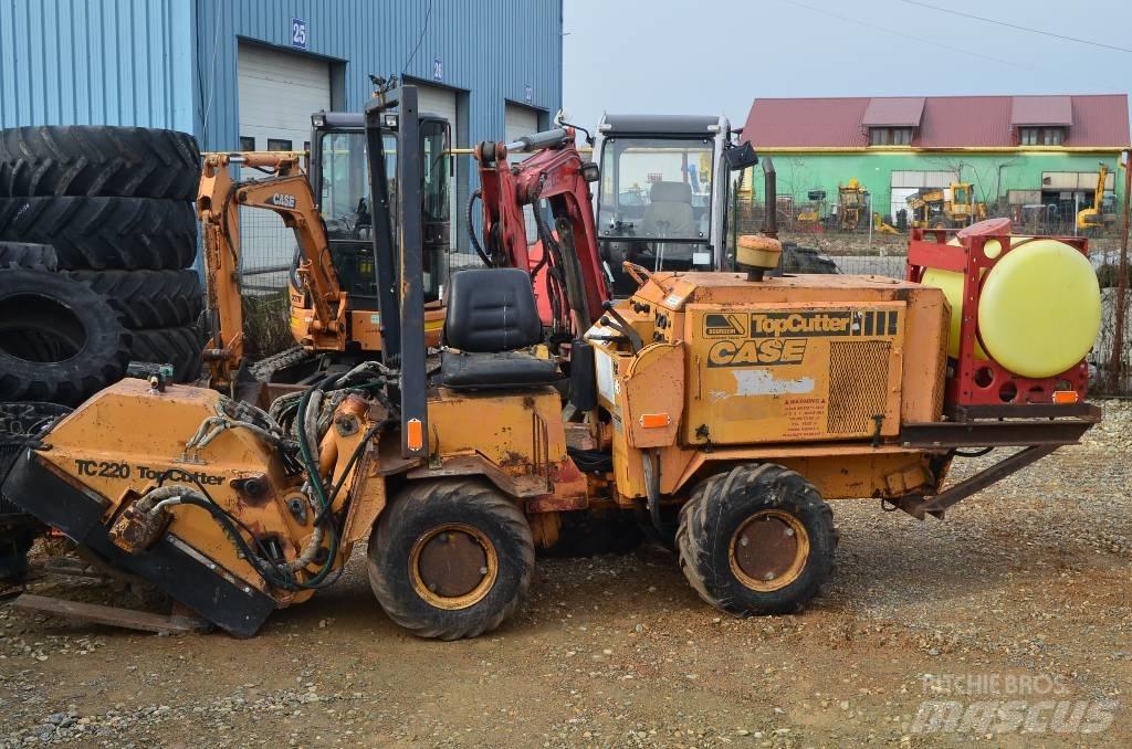 CASE TC220 Ostatní