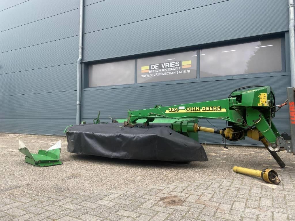 John Deere 324 Žací stroje