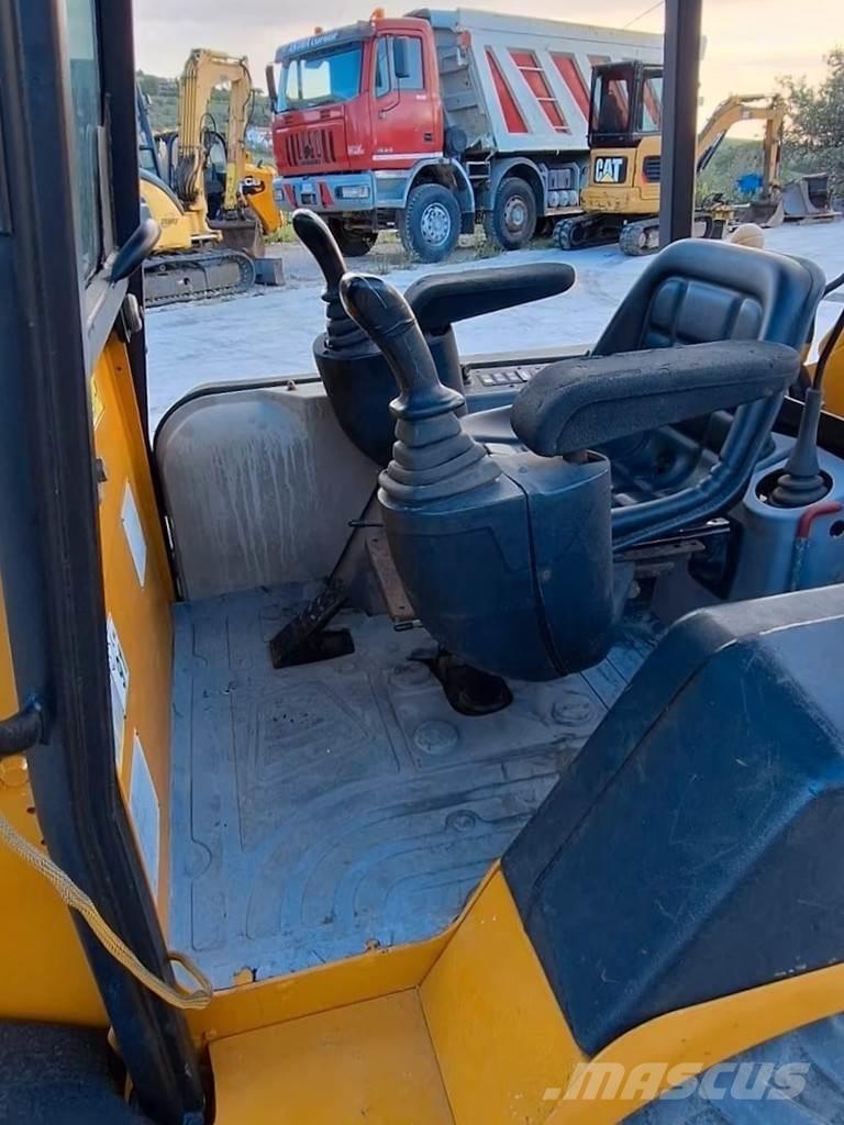 JCB 1CX Rýpadlo-nakladače