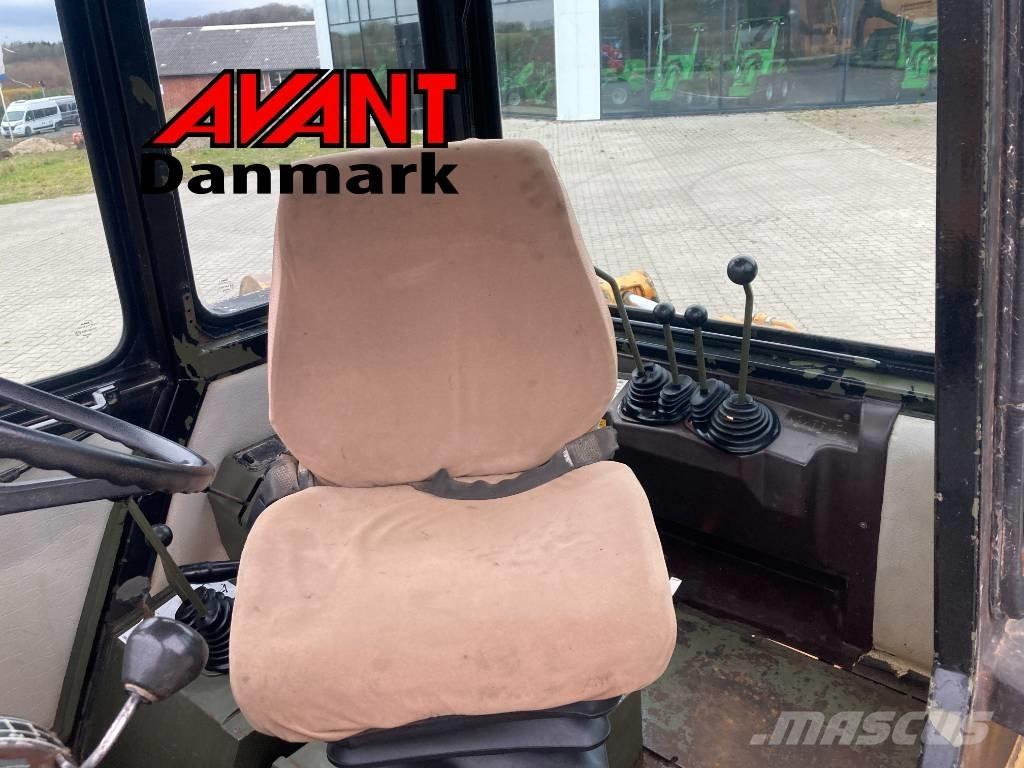 Hydrema 806 Rýpadlo-nakladače